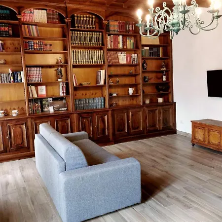 Casa Remo - Dolce Nella Piazza Di Greve Apartment