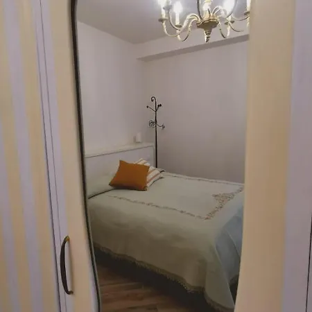 Casa Remo - Dolce Nella Piazza Di Greve Apartment *